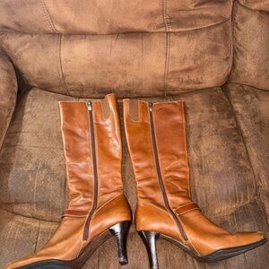 Anne Klein Brown Leather Heeled Boots